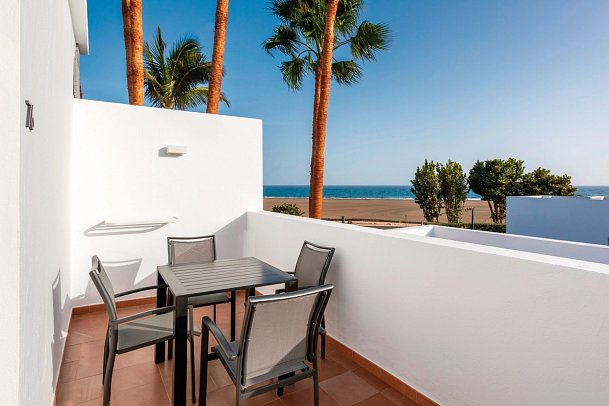 RIU Paraiso Lanzarote - Wohnbeispiel Familienzimmer (Zimmercodierungen FB1 & FB2)