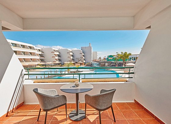 Grand Hyatt Lanzarote Playa Dorada Resort - Wohnbeispiel Doppelzimmer Poolblick (Zimmercodierung D2P)