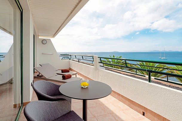 Grand Hyatt Lanzarote Playa Dorada Resort - Wohnbeispiel Master Suite frontaler Meerblick Preferred Club (Zimmercodierung WMO)