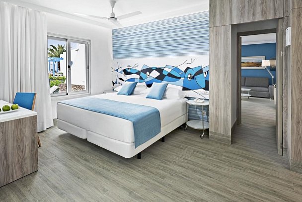 Elba Lanzarote Royal Village Resort - Wohnbeispiel Juniorsuite mit Verbindungstür (Zimmercodierung JV1)
