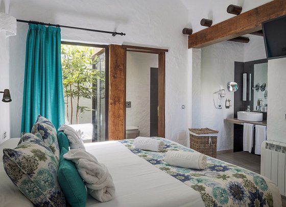 Kamezi Boutique Villas - Wohnbeispiel Villa Deluxe (Zimmercodierungen VD1, VD2 & VD3)