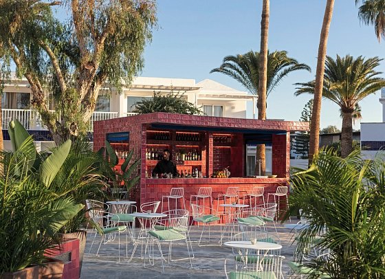 Barcarola - Poolbar