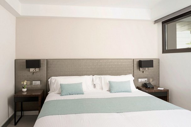 La Isla y el Mar Hotel Boutique - Wohnbeispiel Suite Classic seitl. Meerblick (Zimmercodierung WBN)