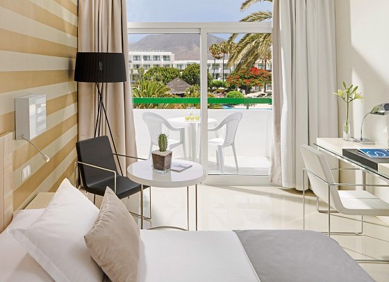 H10 Lanzarote Princess - Wohnbeispiel Doppelzimmer Superior Poolblick (Zimmercodierung DSP)