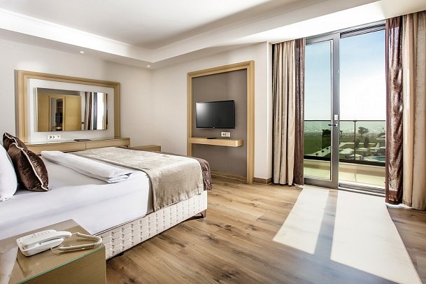 Korumar Ephesus Spa & Beach Resort - Wohnbeispiel Suite Meerblick (Zimmercodierungen WBM, WB3, WB1 & WB2)