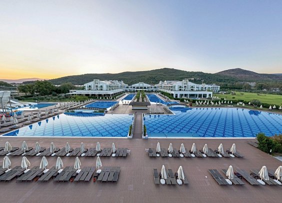Korumar Ephesus Spa & Beach Resort