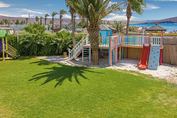 Design Plus Seya Beach