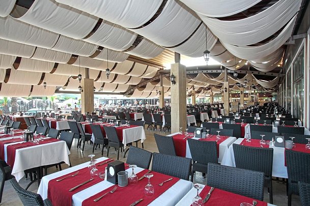 Club Yali Resort