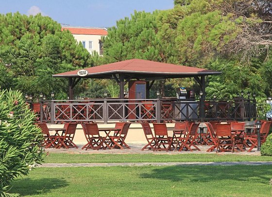 Club Yali Resort