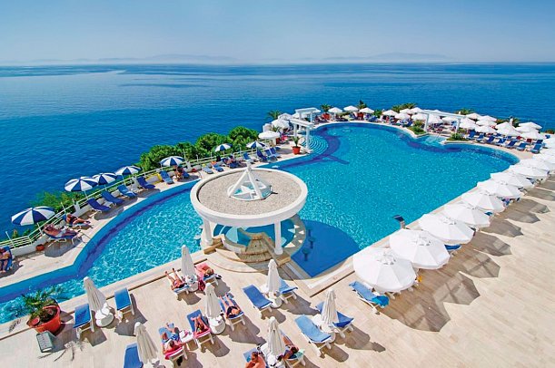 Korumar Deluxe Hotel