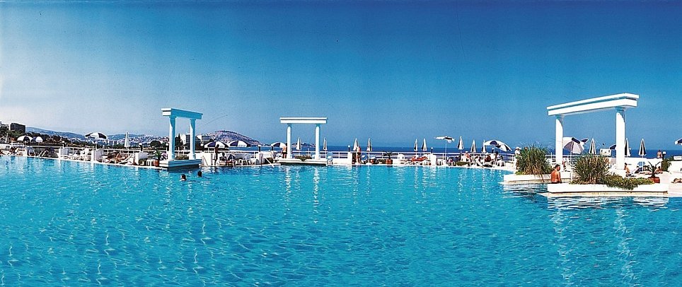 Korumar Deluxe Hotel