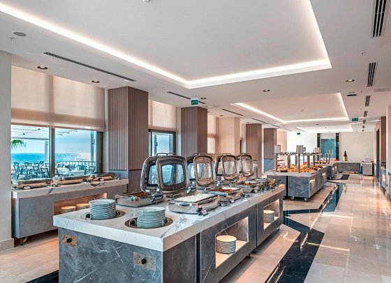 Korumar Deluxe Hotel