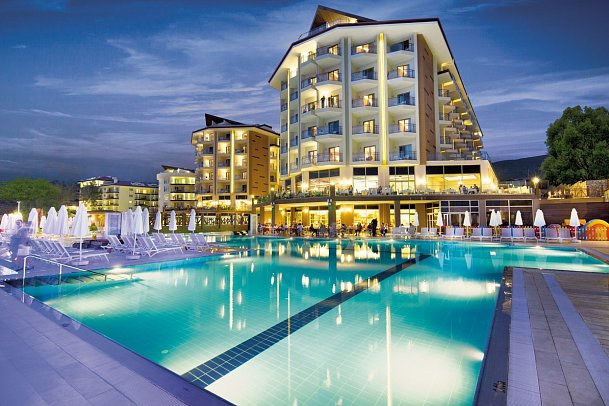 Ramada Resort Kusadasi & Golf