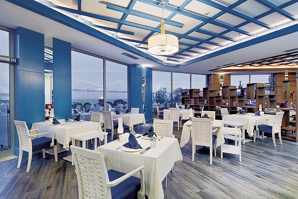 Ramada Resort Kusadasi & Golf