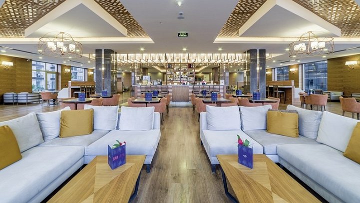 Ramada Resort Kusadasi & Golf - Lobbybar