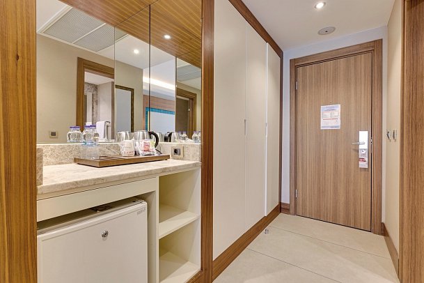 Ramada Resort Kusadasi & Golf - Wohnbeispiel Doppelzimmer Superior seitl. Meerblick (Zimmercodierungen DSN & DCN)