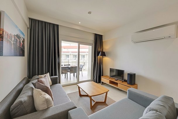 Ramada Resort Kusadasi & Golf - Wohnbeispiel Familienzimmer seitl. Meerblick (Zimmercodierung FBN)