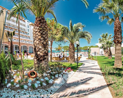 Batihan Beach Resort