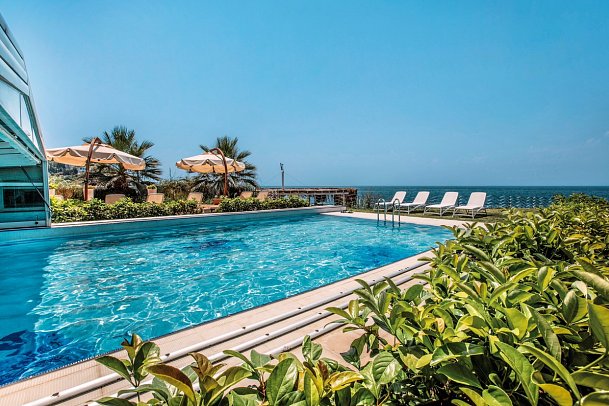 Charisma Deluxe Hotel