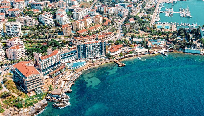 Charisma Deluxe Hotel