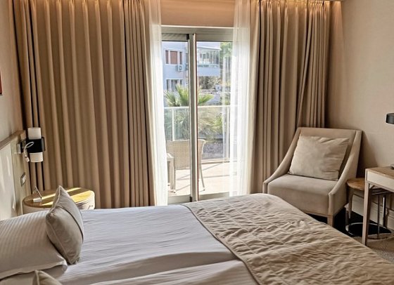 Charisma Deluxe Hotel - Wohnbeispiel Doppelzimmer Superior Landblick (Zimmercodierungen DSL, DCL, DSN & DCN)