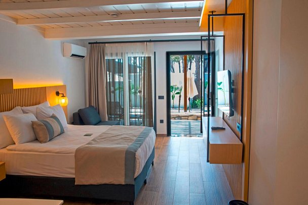 Ömer Prime Holiday Resort - Familienzimmer Club Poolzugang (Zimmercodierung D2Q)