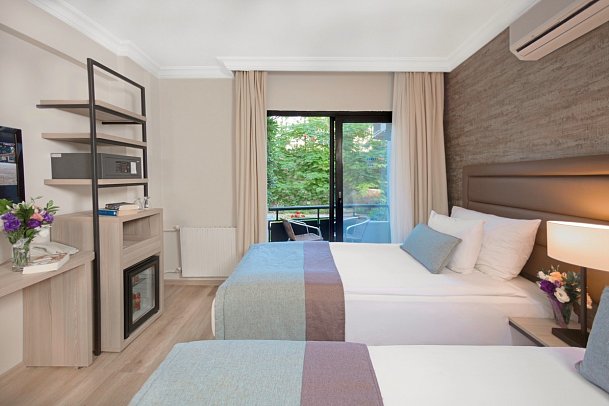 Piril Hotel Thermal & Beauty Spa - Wohnbeispiel Doppelzimmer Landblick (Zimmercodierung DBL)