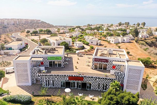 Lunja Village