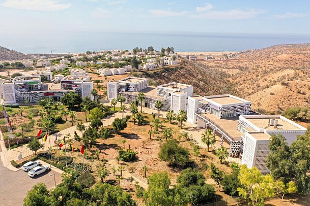Lunja Village