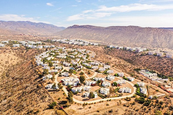 Lunja Village