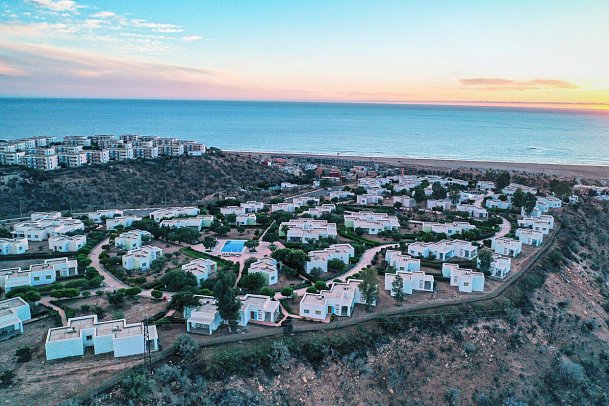 Lunja Village