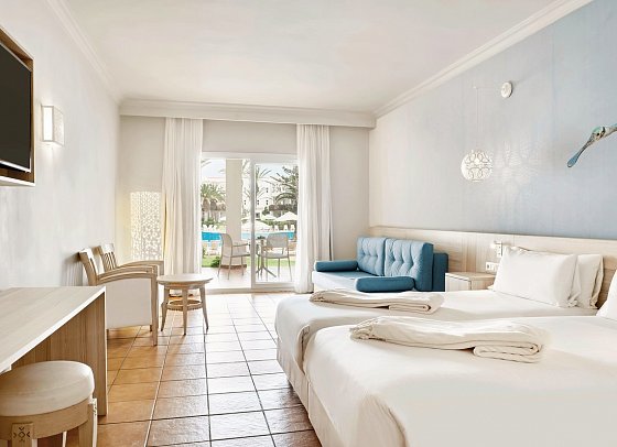 Iberostar Waves Founty Beach - Wohnbeispiel Familienzimmer (Zimmercodierungen FBG, FBP, F1G, F1P, FB1 & FB2)