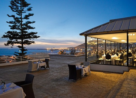 Anezi Tower Hotel & Apartments