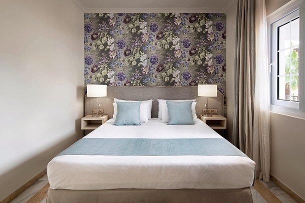 La Cala Resort - Wohnbeispiel Familienzimmer Golfplatzblick (Zimmercodierung FB1)