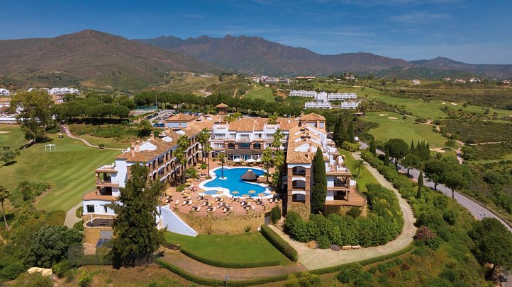 La Cala Resort
