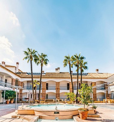 La Cala Resort