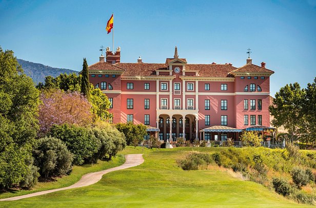 Anantara Villa Padierna Palace Resort