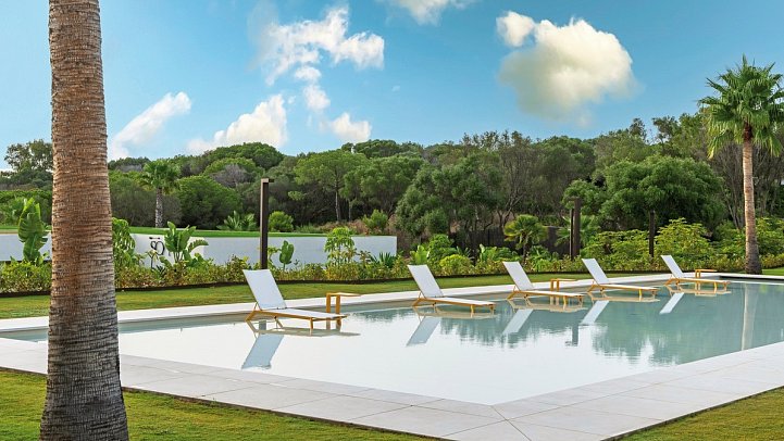 SO/ Sotogrande Golf & Spa Resort Hotel