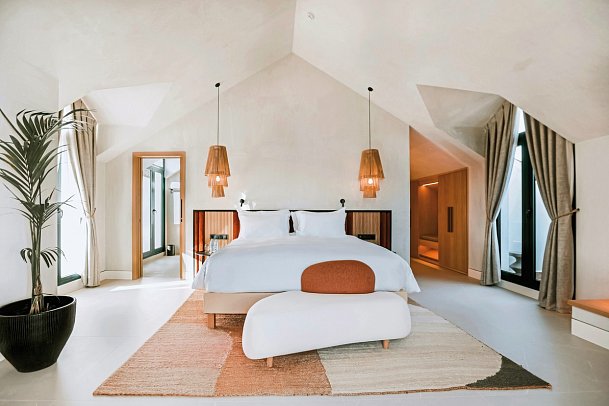 SO/ Sotogrande Golf & Spa Resort Hotel