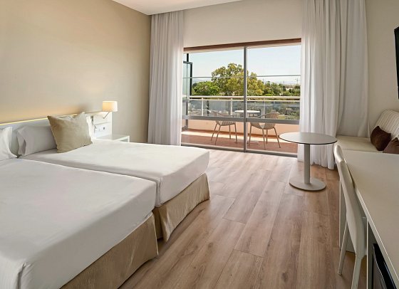 SOL Marbella Estepona • Atalaya Park - Wohnbeispiel Doppelzimmer (Zimmercodierungen DB1, DB2, D1E & D2E)