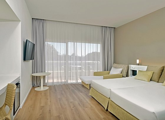 SOL Marbella Estepona • Atalaya Park - Wohnbeispiel Doppelzimmer (Zimmercodierungen DB1, DB2, D1E & D2E)
