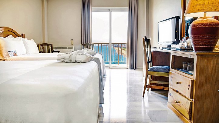 Sol Málaga Guadalmar - Wohnbeispiel Doppelzimmer Superior Meerblick (Zimmercodierungen DSM & DS1)