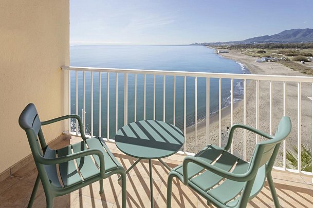 SOL Málaga Guadalmar - Blickbeispiel Doppelzimmer Meerblick (Zimmercodierungen D1M, D2M, DSM & DS1)