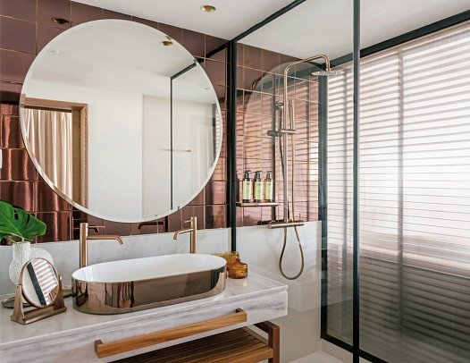 ME Marbella - Badbeispiel Juniorsuite Poolblick Superior ME+ (Zimmercodierungen JS1 & JSN)