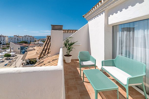 Occidental Puerto Banús - Terrassenbeispiel Juniorsuite (Zimmercodierung JB1)