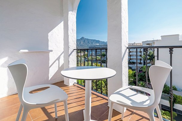 Occidental Puerto Banús - Balkonbeispiel Doppelzimmer Superior (Zimmercodierungen DS1 & TS1)