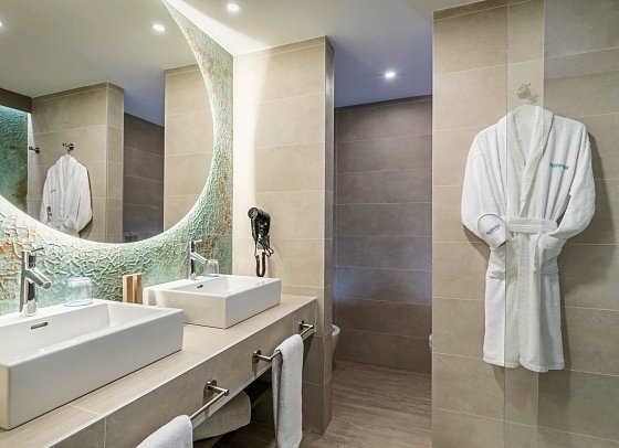 Occidental Puerto Banús - Badbeispiel Juniorsuite (Zimmercodierung JB1)