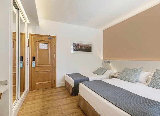 SOL Torremolinos Don Pedro - Wohnbeispiel Doppelzimmer Poolblick (Zimmercodierungen D1P & D2P)