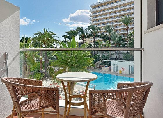 SOL Torremolinos Don Pedro - Balkonbeispiel Doppelzimmer Poolblick (Zimmercodierungen D1P & D2P)