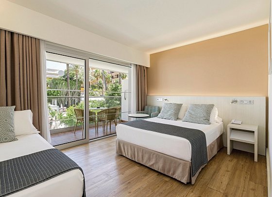 SOL Torremolinos Don Pedro - Wohnbeispiel Doppelzimmer Poolblick (Zimmercodierungen D1P & D2P)